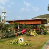 ว.โชคชัย รีสอร์ท แสมสาร