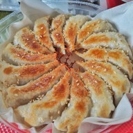 เกี๊ยวซ่าโฮมเมด