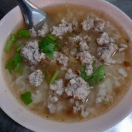 เมนูของร้าน ข้าวต้มเครื่องร้านยืด