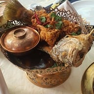 เมนูของร้าน สุริยัน จันทรา Surayan Chandra
