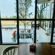 Nutt-journey Cafe&Bistro