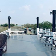 Nutt-journey Cafe&Bistro