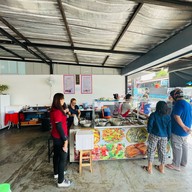 ข้าวแกงคนคอน -