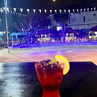 Rosemary cafe and bar คลองสี