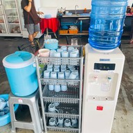 ข้าวแกงคนคอน -