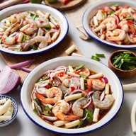 ยำแซ่บพ่นไฟ สาทร