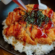ไก่ในซอย