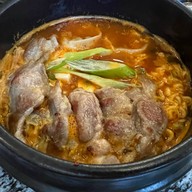 SUPER SEOUL CAFE