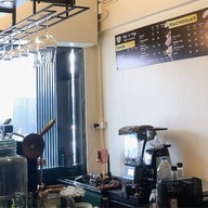 Sip and Flip Cafe (ซิปแอนด์ฟลิป) โคกขาม