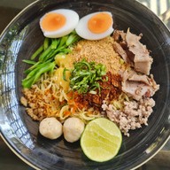 ก๋วยเตี๋ยวสุโขทัยบ้านสวน