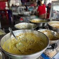 ข้าวแกงละออง ถนนสันติสุข