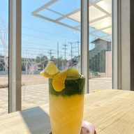Key cafe & Co-working space
