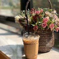 APRIL HOUSE สาขา 1