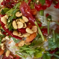 ยำแซ่บอิหลี