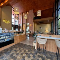 APRIL HOUSE สาขา 1