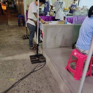 หน้าร้าน สเต็กลุงหนวด โชคชัย4