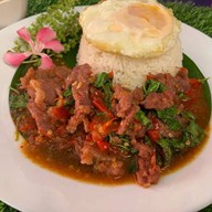 ข้าวไข่เจียวบุฟเฟต์ (นุ้ย กะเพราเนื้อนุ่ม)