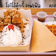 Wafflewhip Cafe วาฟเฟิลวิป