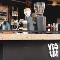 VES CUP Street Cafe Club แบริ่ง 56