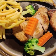 เมนูของร้าน สเต็กลุงหนวด โชคชัย4