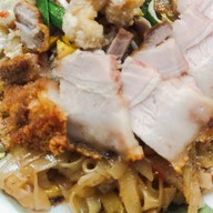 ผัดไท หอยทอด ออส่วน สาย4