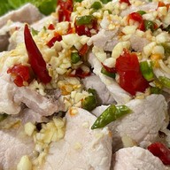 ก๋วยเตี๋ยวไก่ตุ๋นมะระ หมู่บ้านกัสโต้