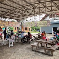 ก๋วยเตี๋ยวป้าแหม่ม วัดครุฑธาราม