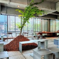 บรรยากาศ TANGIBLE