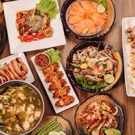 ร้านนัวนอกไห สิรินธร