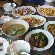 เมนูของร้าน ข้าวต้มดวงดี