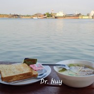 บ้านชลรพี