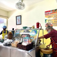 ก๋วยจั๊บหน้าวัดมหาธาตุ