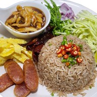 เฮียหมู  14 อเวนิว(AVENUE  HOTEL)