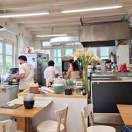 Curator sukhumvit24