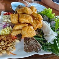 เมนูของร้าน ปลาจุ่มชมโขง