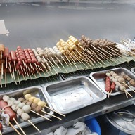 ชาลีชอบปิ้ง