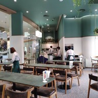 ป้อน คิวเฮ้าส์ ลุมพินี