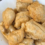 ลูกชิ้นทอดหน้ามอศิล by.อาเค้ก