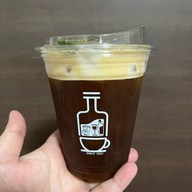 เมนูของร้าน CAFEÏN Clubhouse