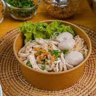 หมี่คลุก ไก่ฉีก