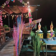 บ้านไม้เรือนเดิม ริมคลองบางเหรียง