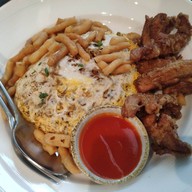 ป้อน คิวเฮ้าส์ ลุมพินี