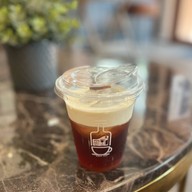 เมนูของร้าน CAFEÏN Clubhouse