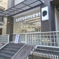 Bottomless เอกมัย-ทองหล่อ