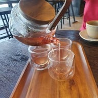 เมนูของร้าน Quinze Cafe & Space