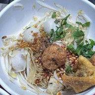 เมนูของร้าน นายอ้วนเย็นตาโฟเสาชิงช้า King Power
