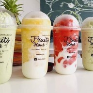 Fruit hours สาขา ญว