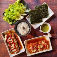 แซลมอนดอง & กุ้งดอง  by  เทศบาลปูซีฟู้ดบางแค เพชรเกษม68