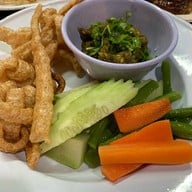 ร้านไส้อั่วแม่นิ่ม