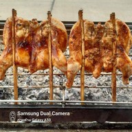 ไก่ย่างวิเชียรเจ้าแรกสาขา3ติดศาลม้าลาย สาขา3ติดศาลม้าลาย